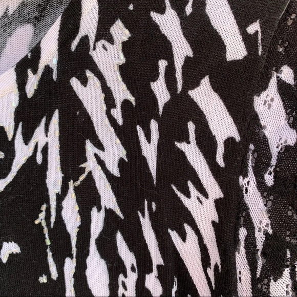 Nygard Black & White lightweight sweater - short sleeve - size M - Picture 4 of 8